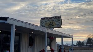 Cox Honeyland