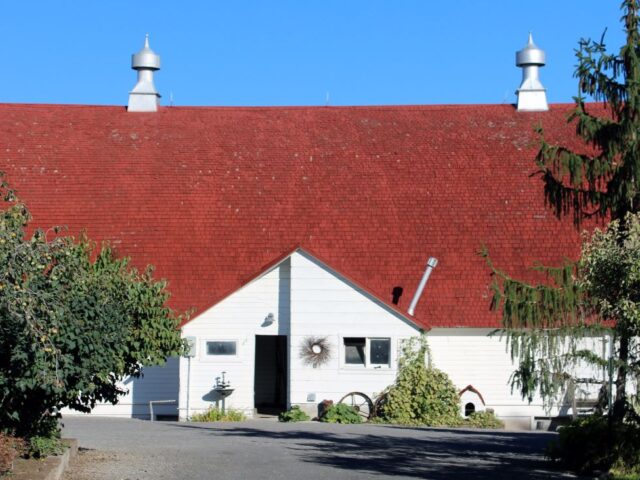 Holmgren Historical Farm